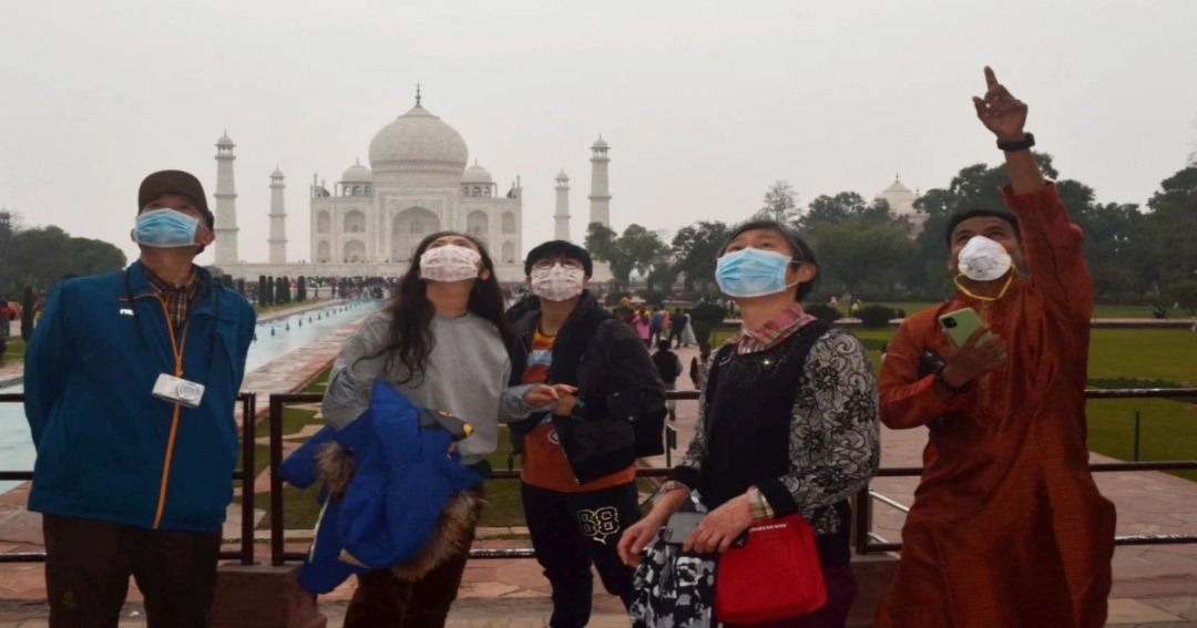 Chinese tourists visiting Taj Mahal