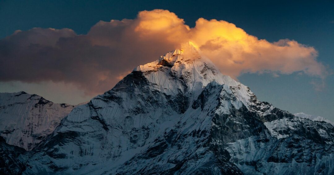 Nepal Restarts Everest Rescue Helicopter Flights After Tensions in Himalayan Villages
