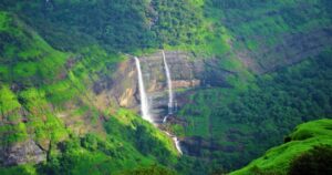 Maharashtra Plans ₹1 Lakh Crore Tourism Investment to Create 18 Lakh Jobs by 2034